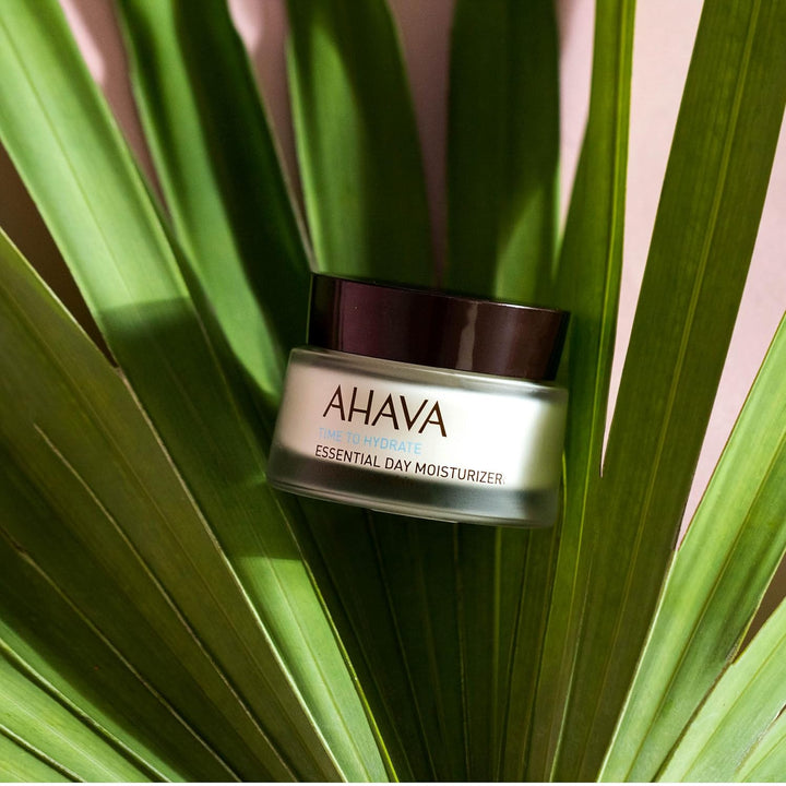 Essential Day Moisturizer - Anti-Aging