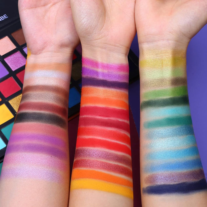Spotlight 40 Color Eyeshadow